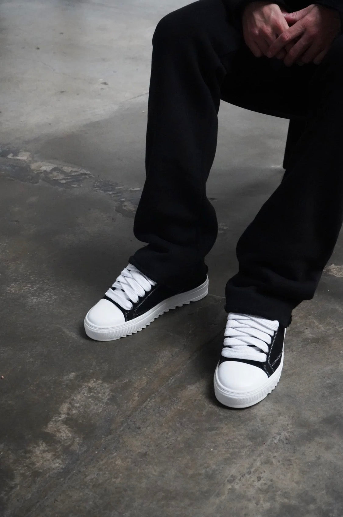 Atelier - Acrílico Negro