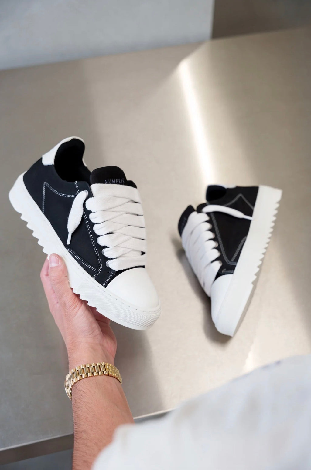 Atelier - Acrílico Negro