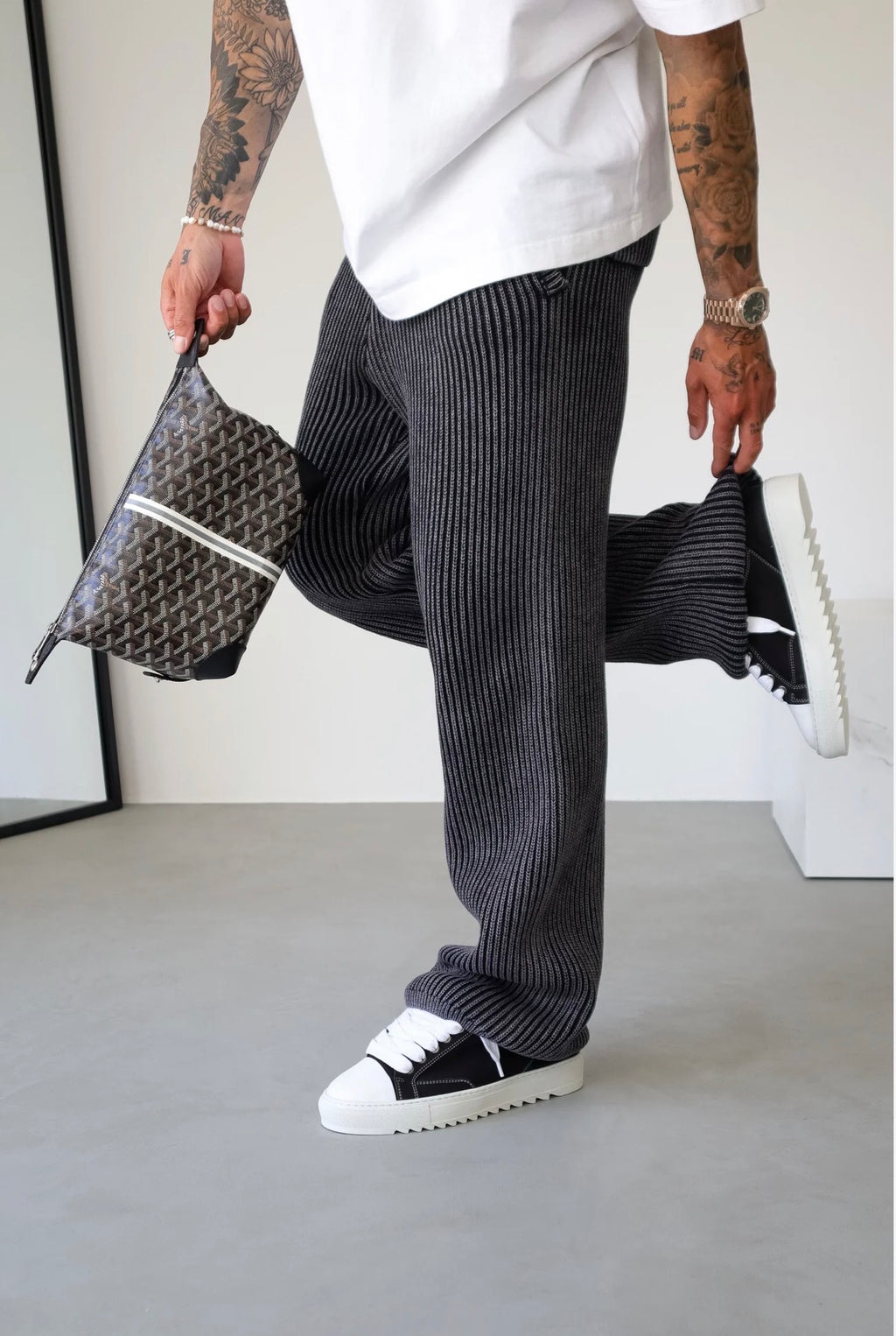 Atelier - Acrílico Negro